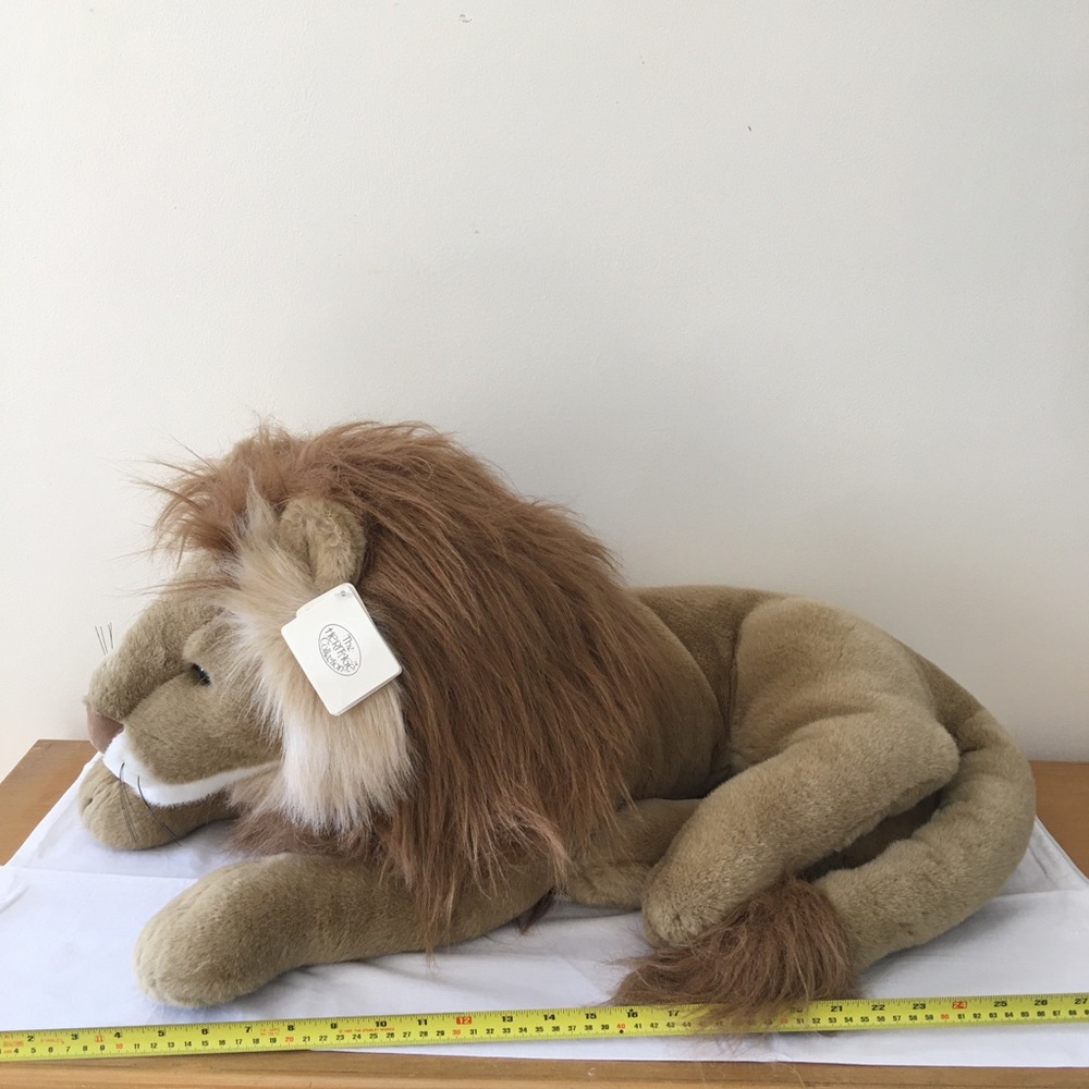 ❤️SALE❤️ Giant Lion Plush